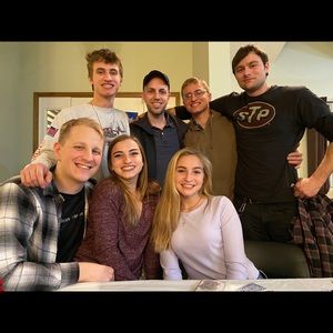 Meet your Posher, Josh